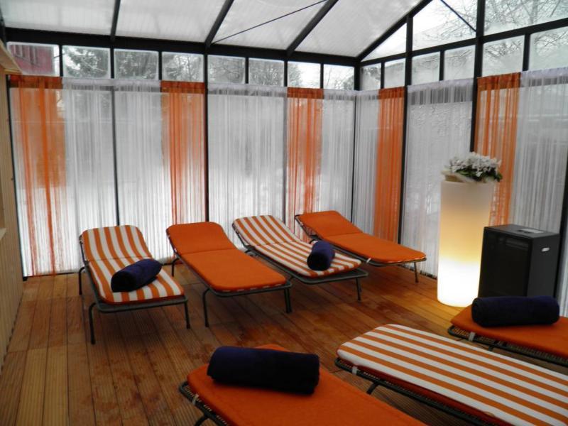 Waldeck Spa Kur- & Wellness Resort Bad Duerrheim Exterior photo